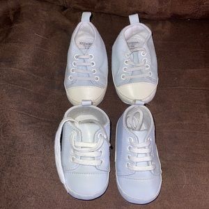 Infant shoes ( 2 sizes )
